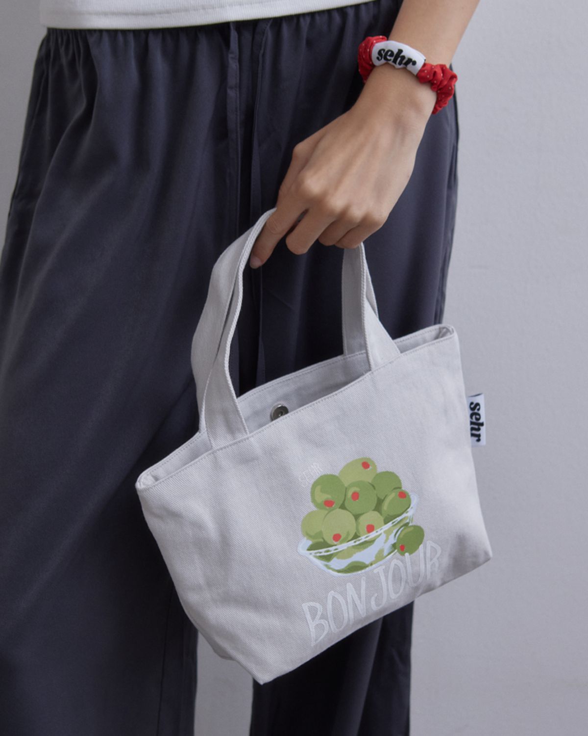 세르(SEHR) Olive Cotton Boat Bag (Light Grey)