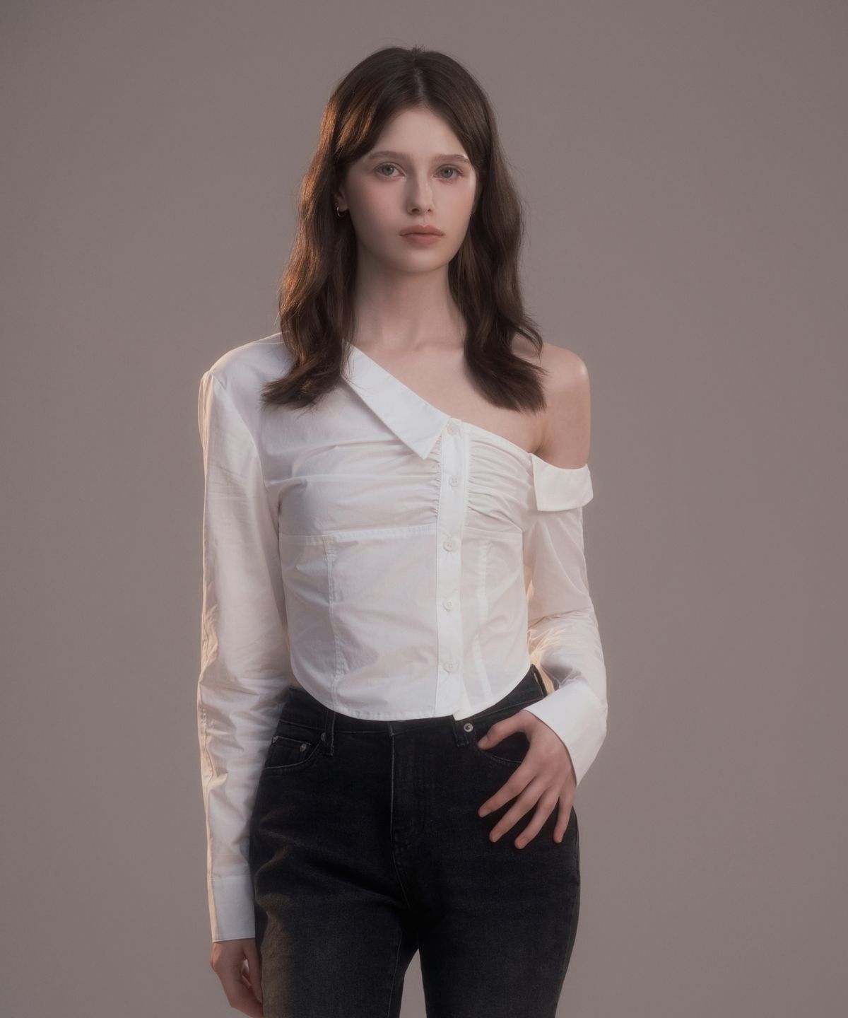 마우솔레움(MAU SOLEUM) Cut-Out Shirring Shirt - White