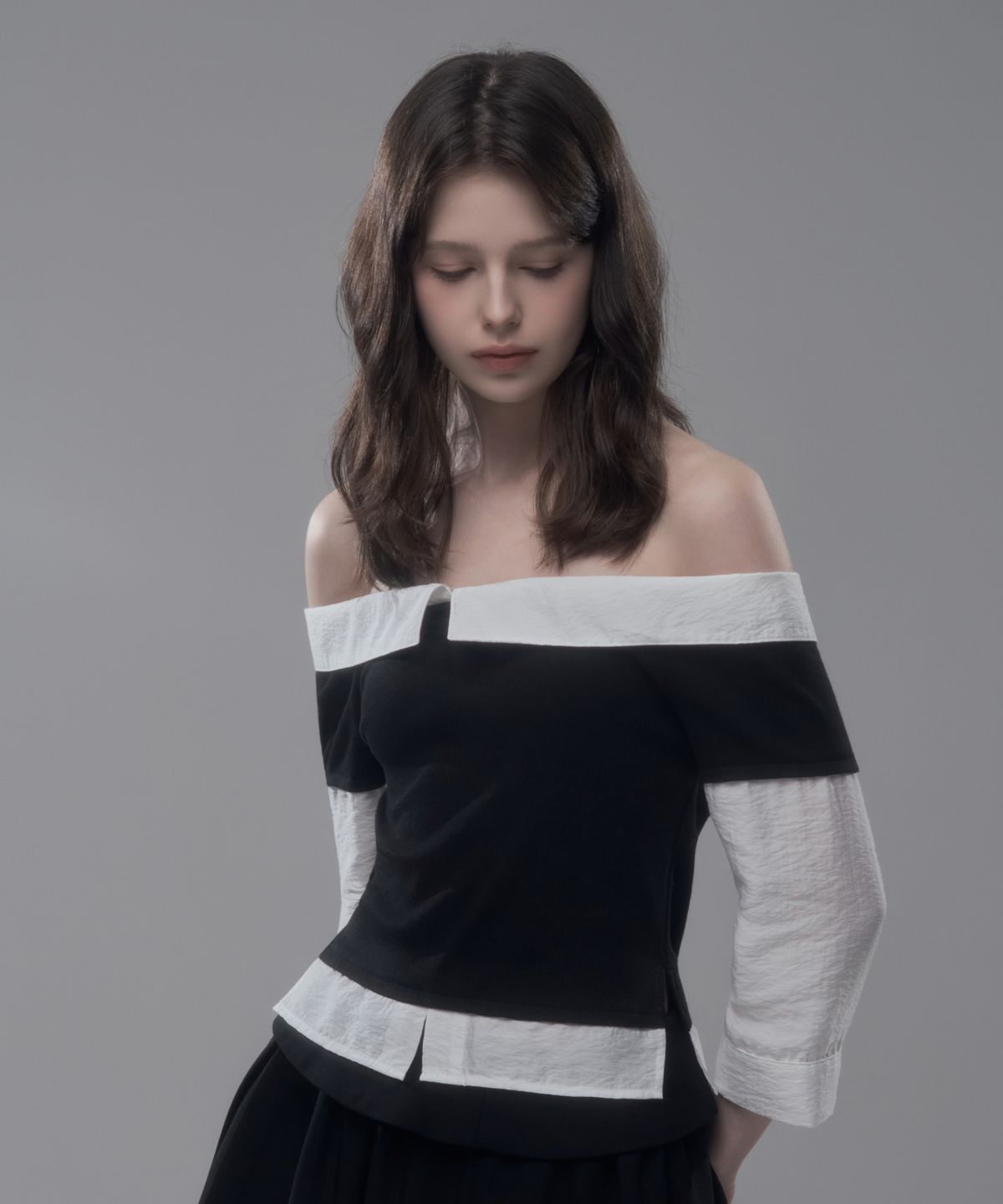 마우솔레움(MAU SOLEUM) Minuet-Shirt Layered Top - Black