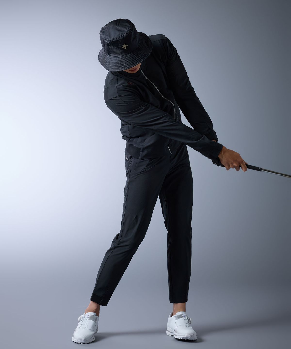 데상트 골프(DESCENTE GOLF) 아크먼트(ACMT) 남성 스톰플리스 반조거 팬츠 (DQ32MFPT9B)