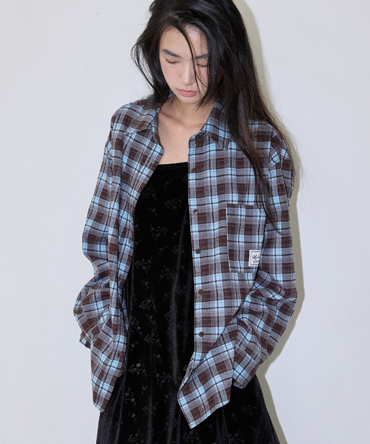 미치코런던 코시노(MICHIKO LONDON KOSHINO) 오버사이즈 체크 셔츠 스카이 브라운