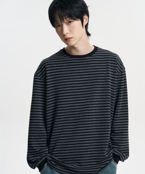 오버핏 스트라이프 롱슬리브 티셔츠 차콜
