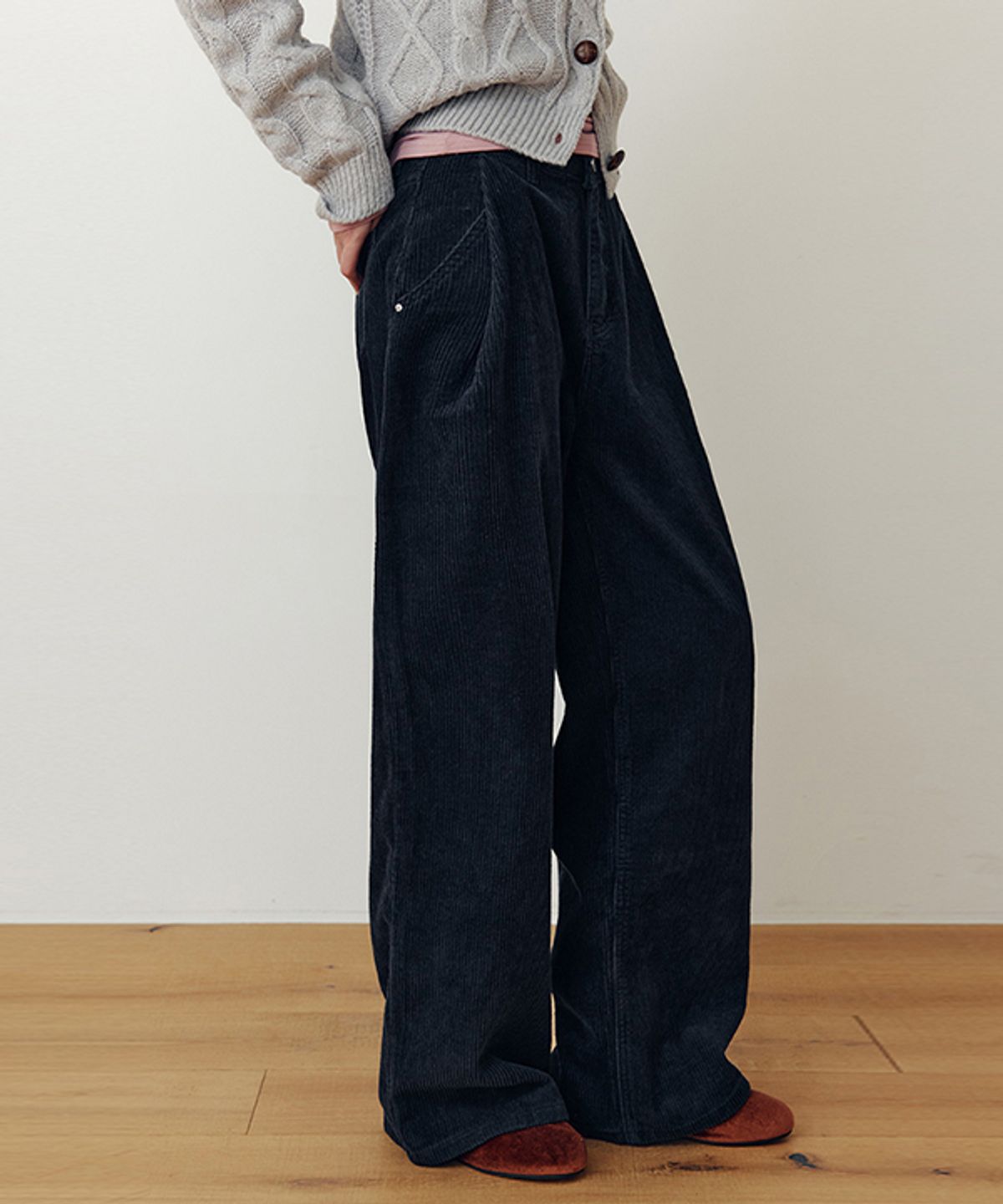 코스에그(COSEGG) Side Pintuck Wide Corduroy Pants_EEFPT91_Navy