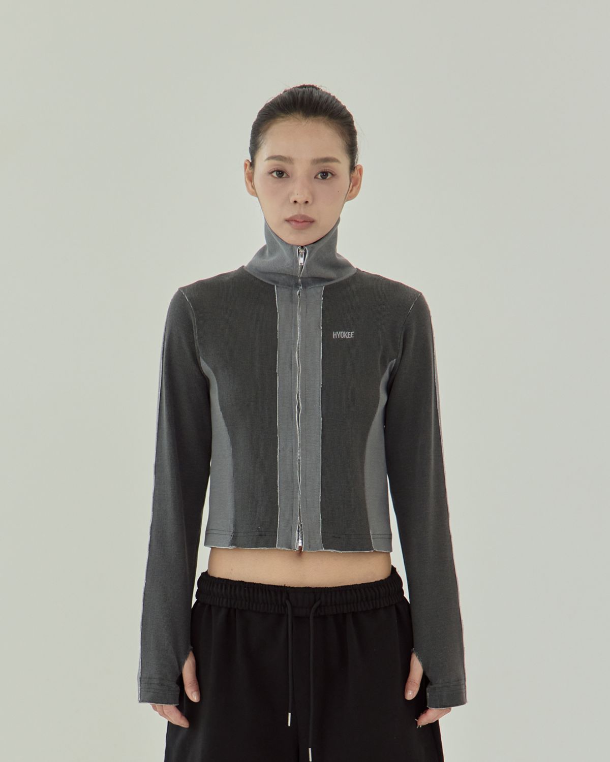노 엑스트라 터치(NO EXTRA TOUCH) Track Zip-up (Dark Grey) / 25FWTS003CH