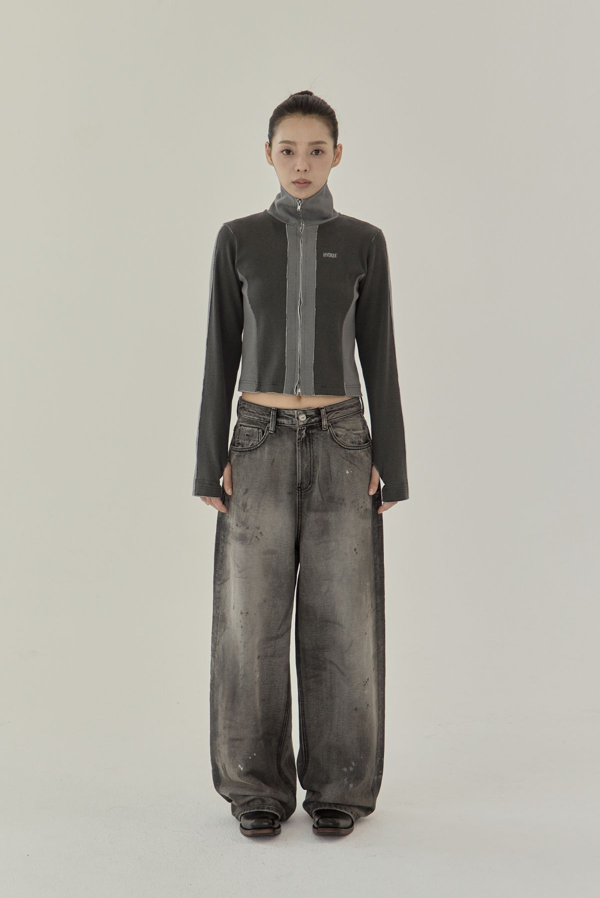 노 엑스트라 터치(NO EXTRA TOUCH) Dirty Detail Black Denim / 25FWPT005BK