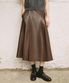 신세틱 소프트 레더 플레어 롱 스커트 [브라운]