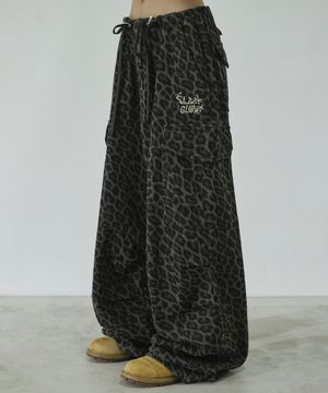 로고 와이드 다트 카고 팬츠[레오파드]