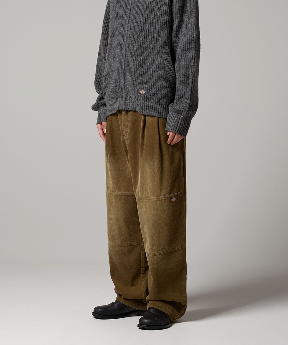 디키즈(DICKIES) 워시드 와이드 더블니 코듀로이 팬츠 Brown