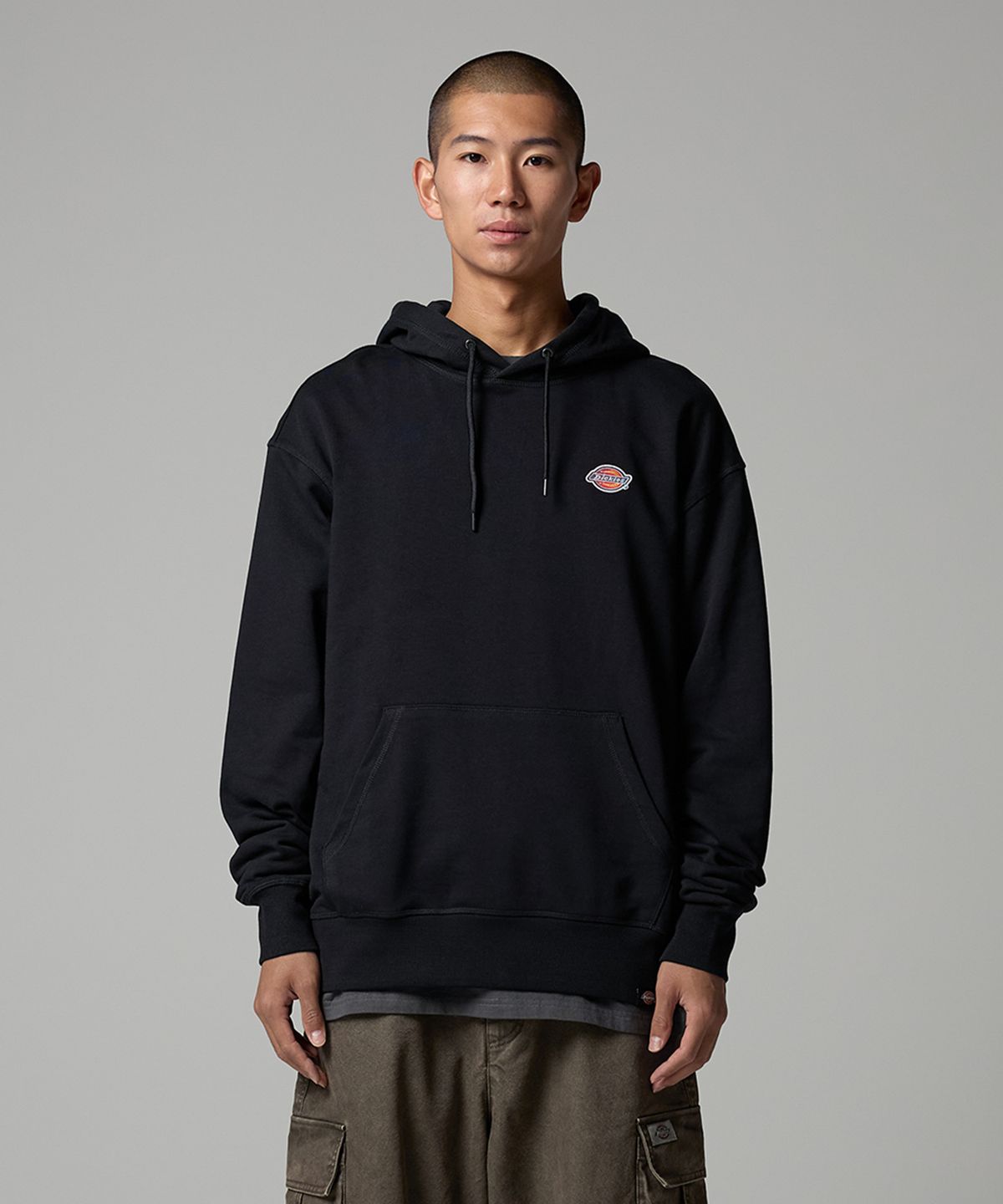 디키즈(DICKIES) 와펜 스몰 로고 후드티 Black