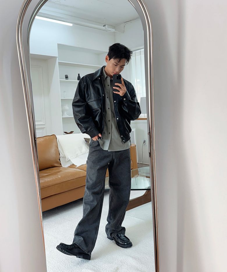 [MEN] 더블니 디테일 데님 팬츠_블랙 9155362137