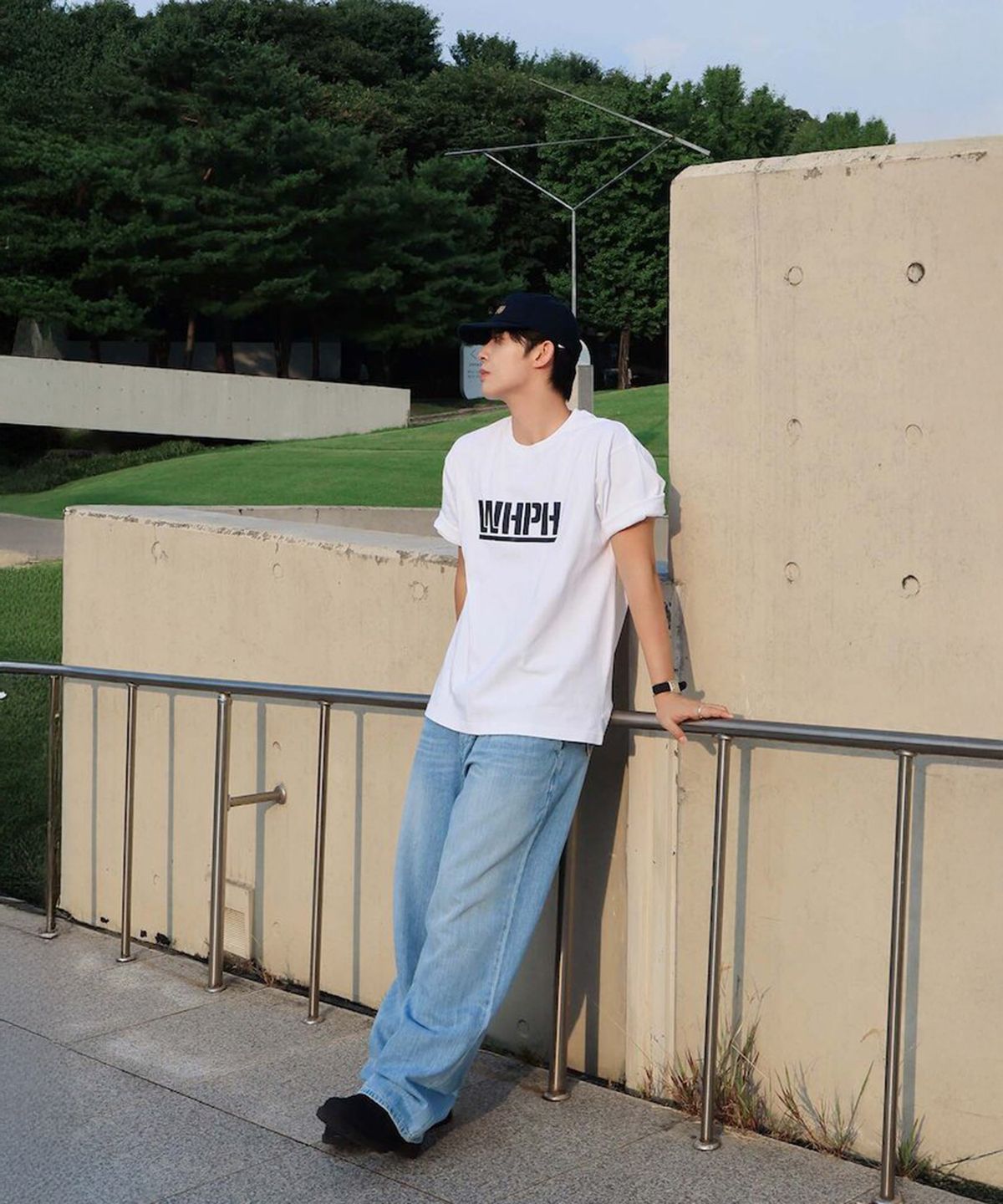 시프트지(SHIFT.G) WHPH OneTuck Wide Denim Pants  Blue