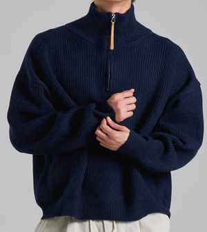 루즈핏 하프집업 하이넥 니트 (네이비)