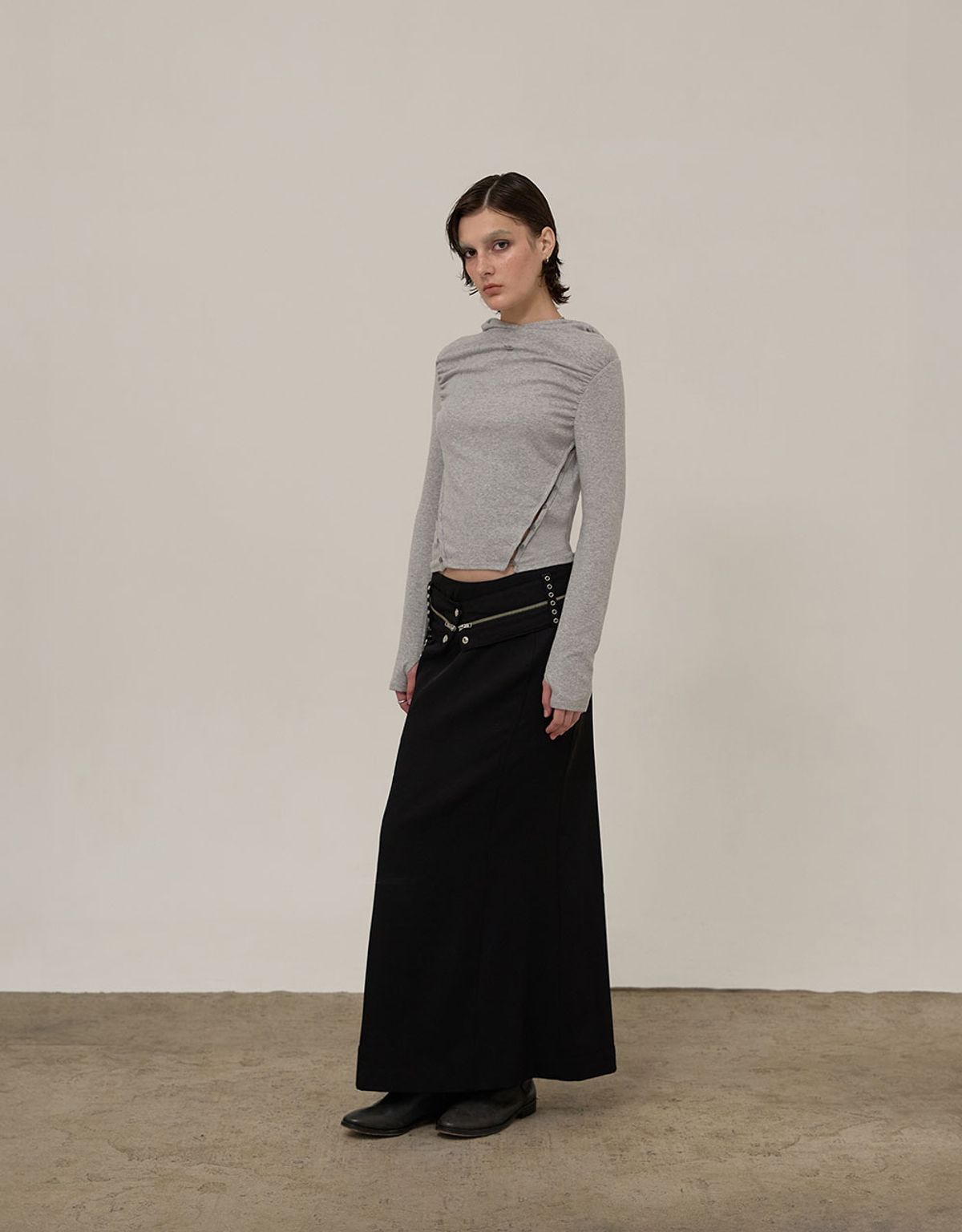 엠엠더블유(MMW) [MMW] BELT POCKET LONG SKIRT (BLACK)