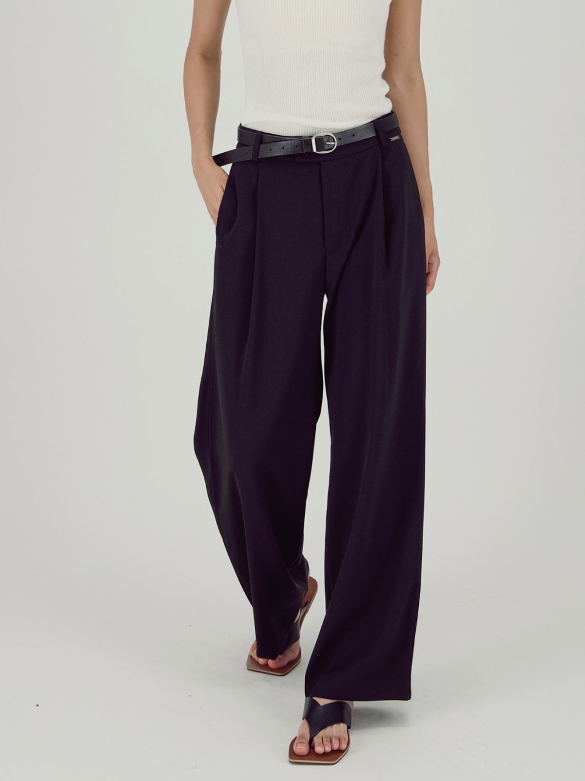 아쿠드(ACUD) Soft Flow Slacks _Black