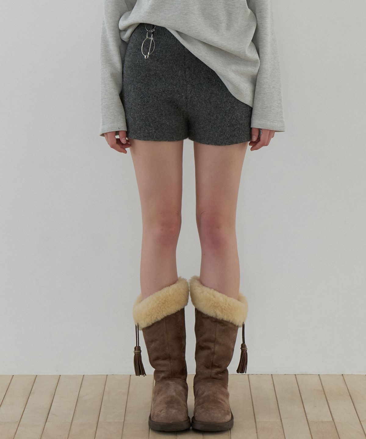 리엘(RE L) Shuu knit shorts (charcoal)