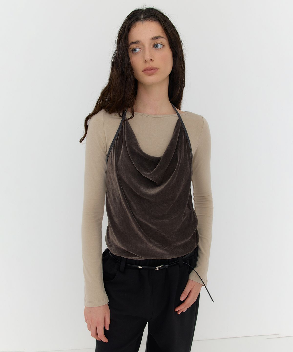 디어스토커(DEARSTALKER) MIKA COWL HALTER LAYERED T - BEIGE