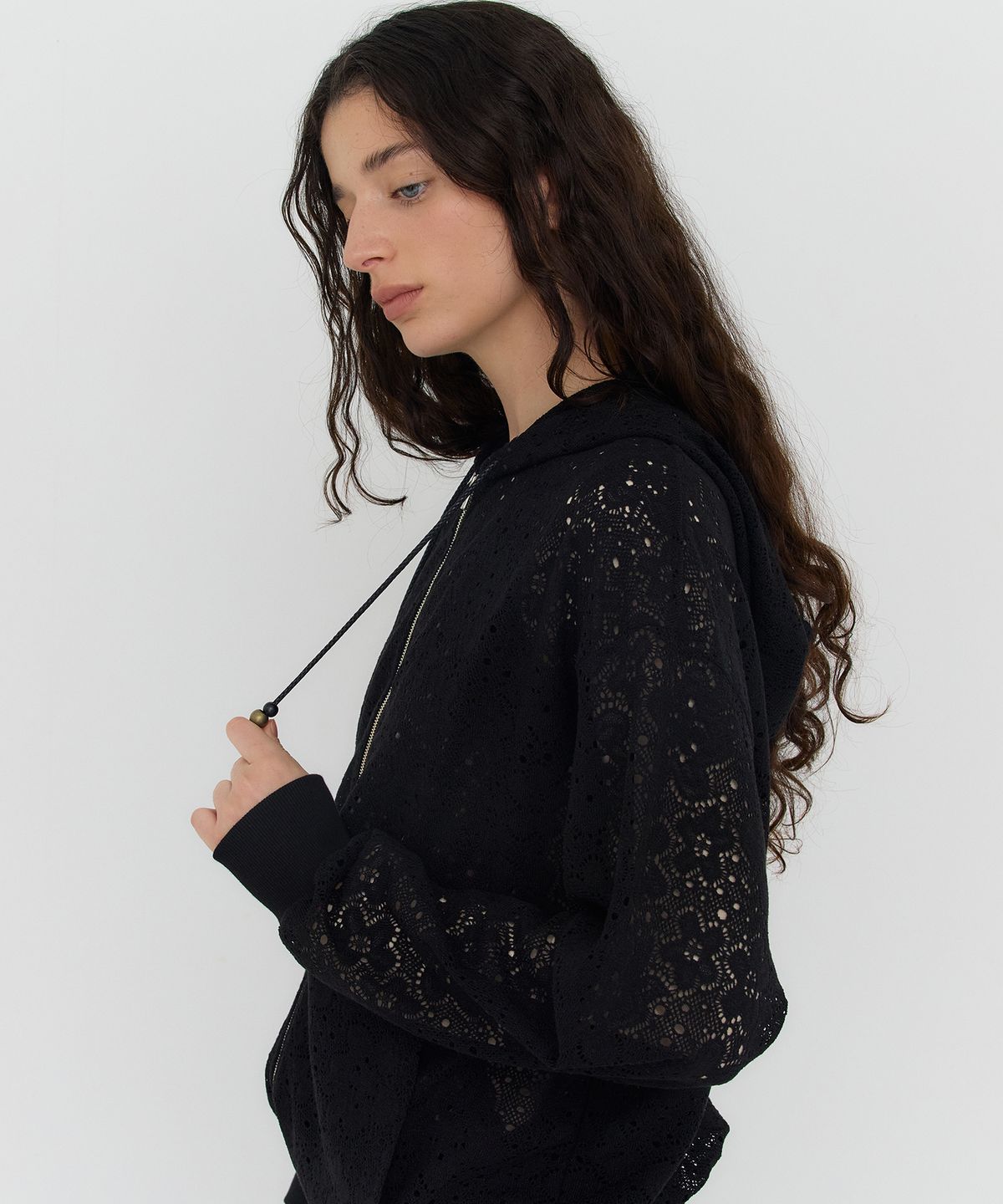 디어스토커(DEARSTALKER) CATHY FLOWER LACE HOODIE ZIP-UP - BLACK