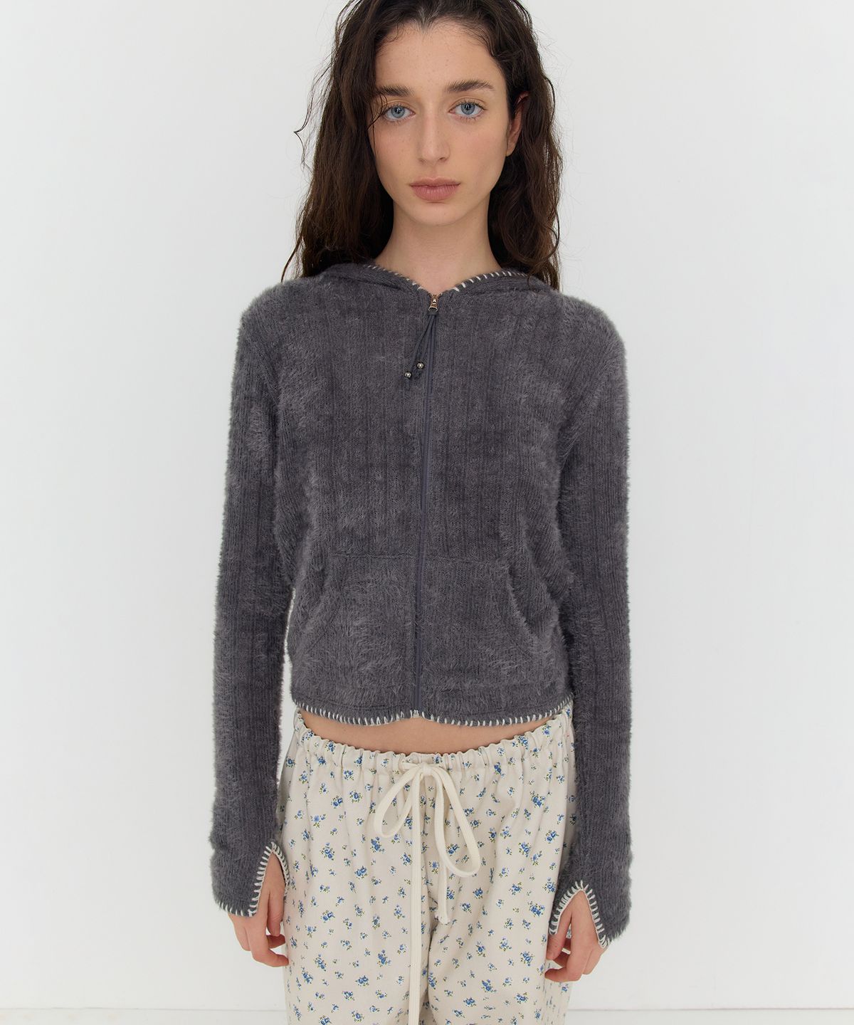디어스토커(DEARSTALKER) SUI STITCH KNIT HOODIE ZIP-UP - CHARCOAL