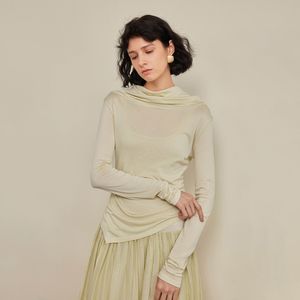 YY_Slanted slit swing neck top