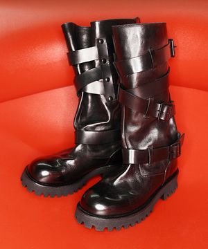 나야와시 x 야세 벨티드 홀스하이드 부츠 블랙