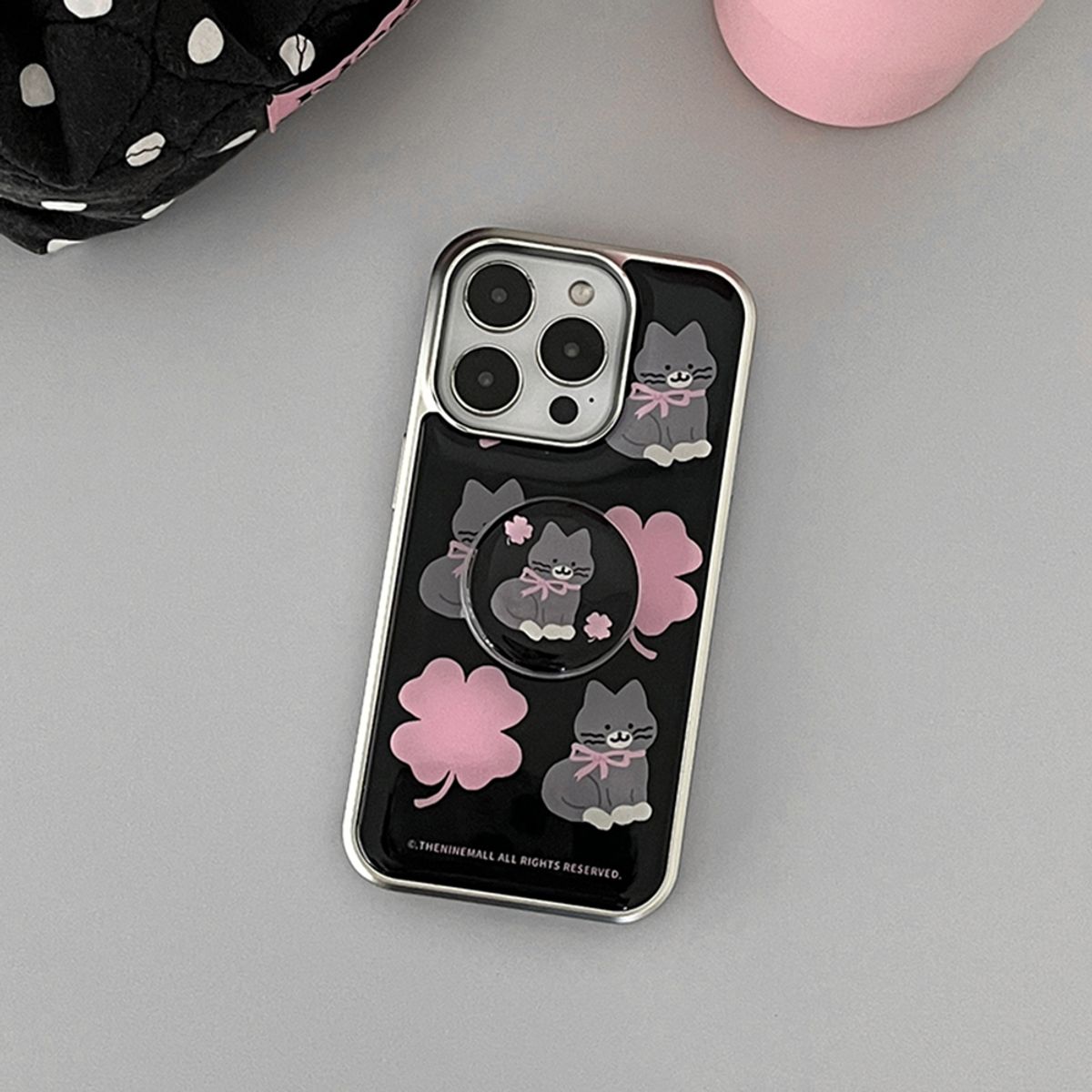더나인몰(THE NINEMALL) clover hey cat pattern [실버 맥세이프 범퍼케이스]