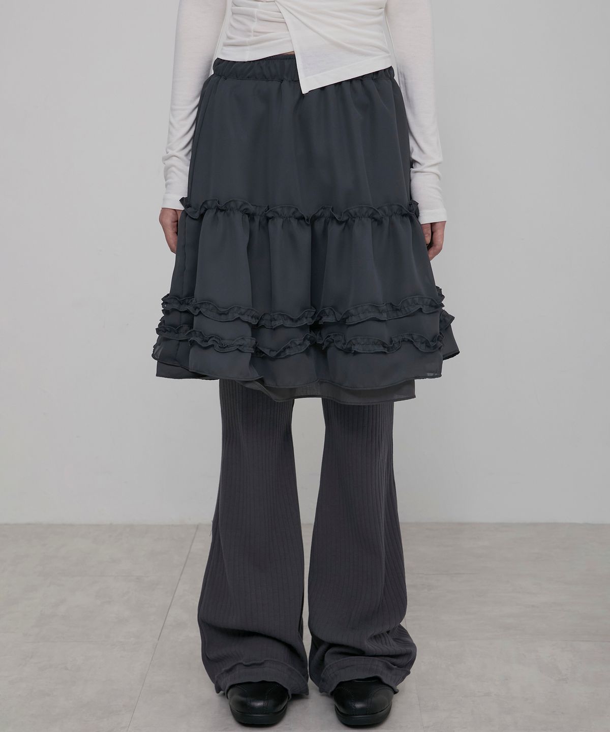 플레어업(FLAREUP) 3-Layered Ruffle Skirt Pants (FL-260_Charcoal)