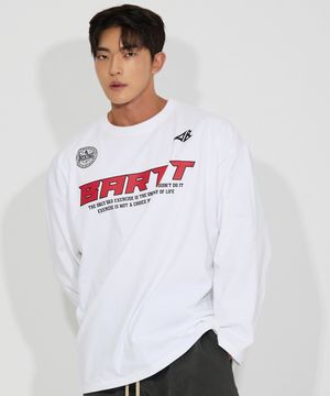 복싱 엠블럼 스포티 그래픽 롱 슬리브_화이트