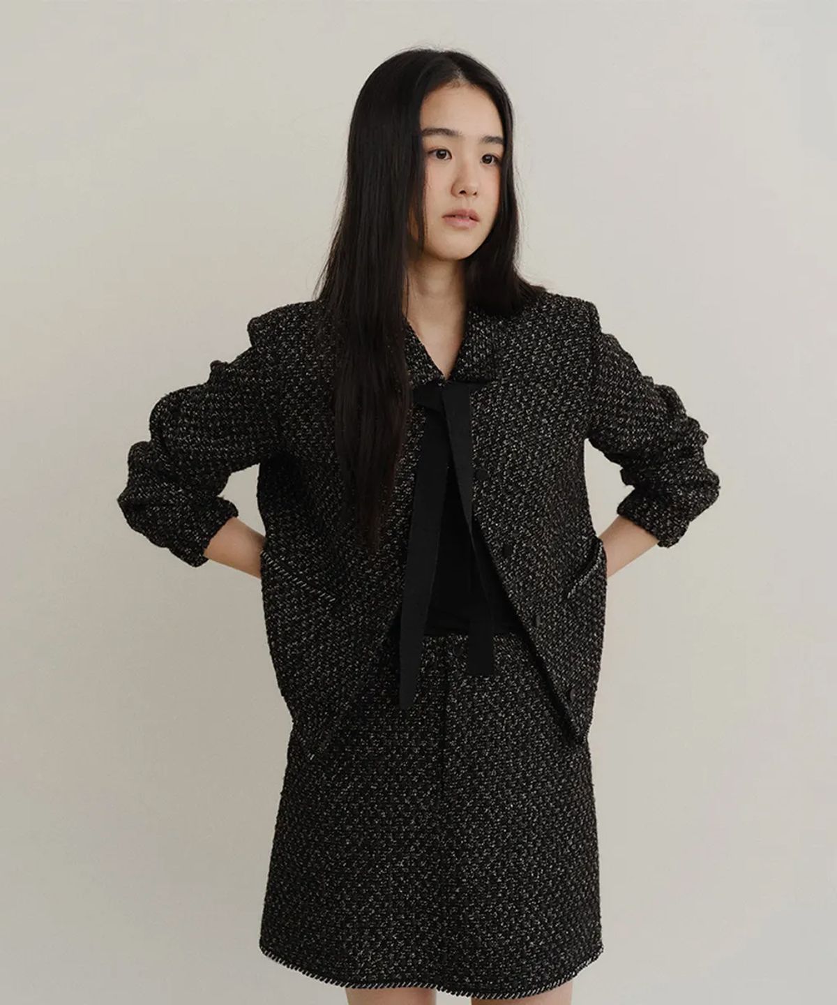 호와스(HOWUS) TWEED BEADED TIE JACKET (BLACK)