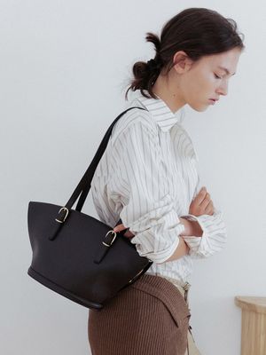 Colline Shoulder Medium FA5AB346-LZ