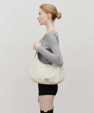 CLASSIC LOGO ROUND SHOULDER BAG light beige
