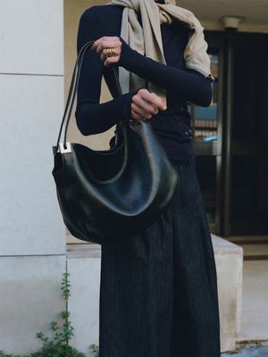 [정려원 PICK] Bonheur Shoulder Medium FA5AB339-FH