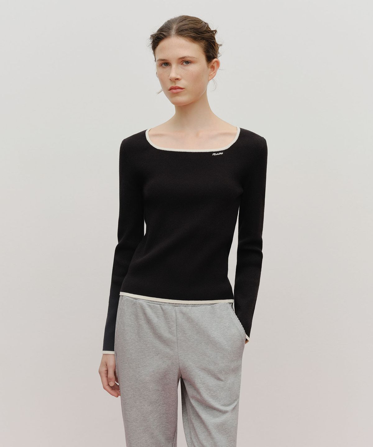 마리떼 프랑소와 저버(MARITHÉ + FRANҪOIS GIRBAUD) W COLOR POINT SQUARE NECK KNIT PULLOVER black