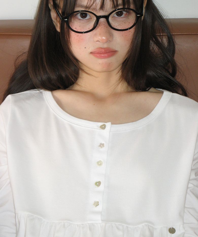 SHAPE BUTTON RUFFLE LONG SLEEVE WHITE
