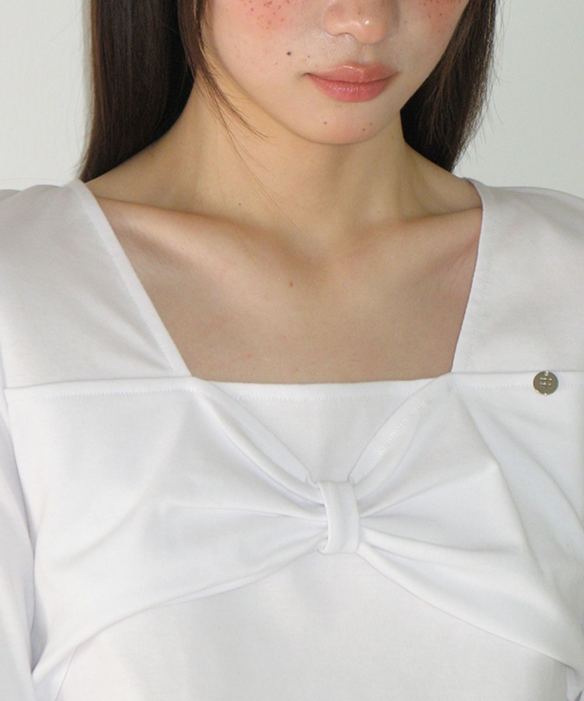 론론(RONRON) RIBBON KNOT SQUARE NECK LONG SLEEVE WHITE