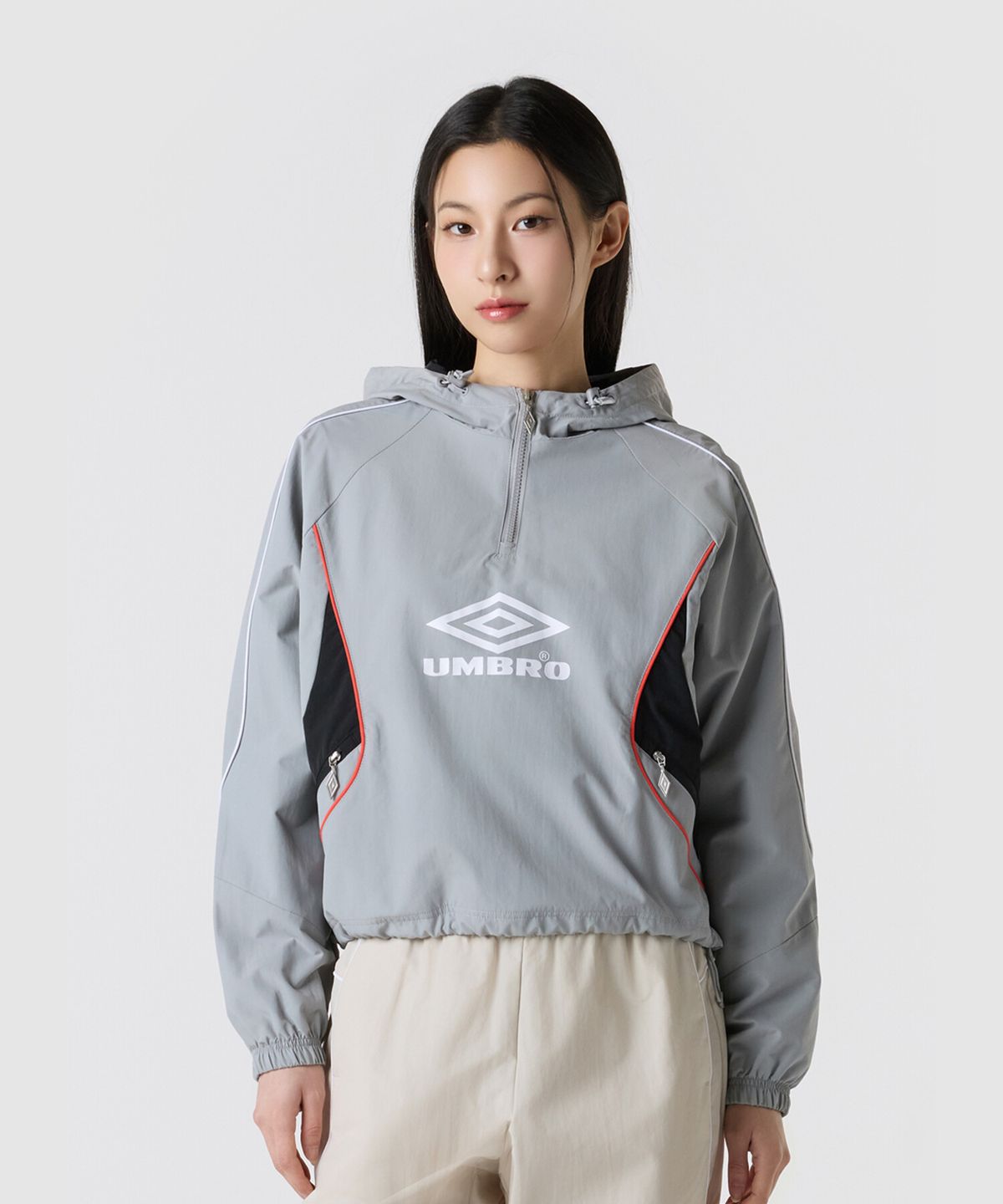 엄브로(UMBRO) HBL 엔지니어드 크루 후드 아노락 라이트 그레이(UQ323CWT97)