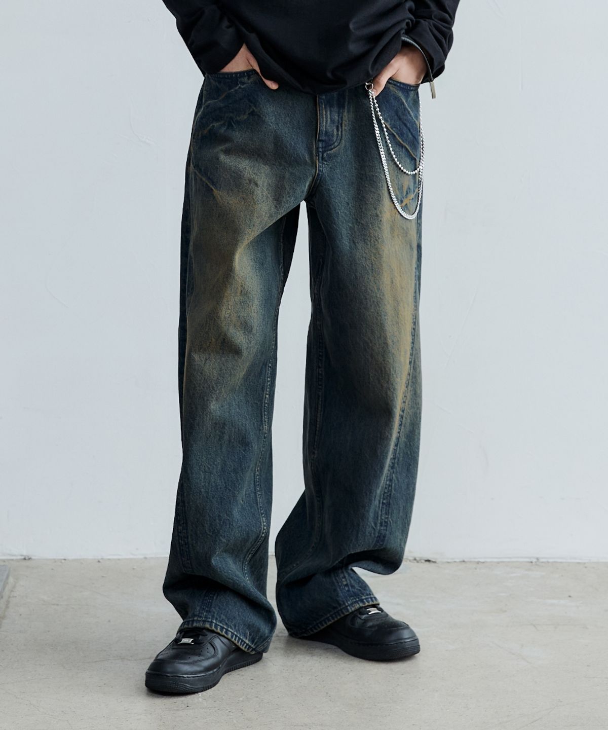 메종미네드(MAISON MINED) FRONT LINE WASHED DENIM PANTS BROWN