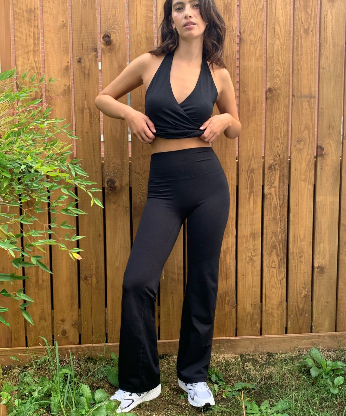 인지액티브(INJIACTIVE) Butter Flare Pants 블랙