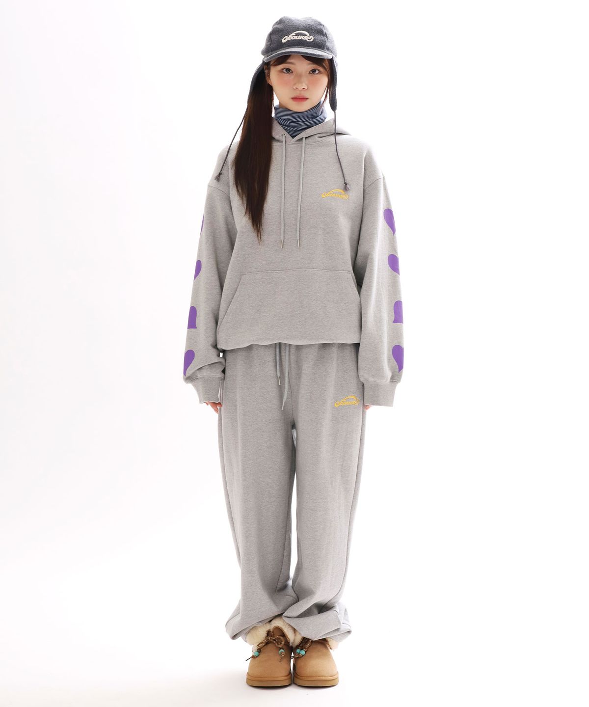 오브콜스와이낫(OFCOURSEWHYNOT) LOVING EMBRACE SWEAT PANTS_MELANGE GREY