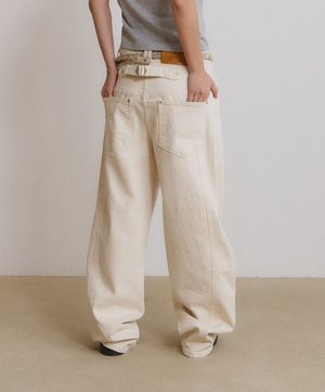 Flow Slit Curved Pants