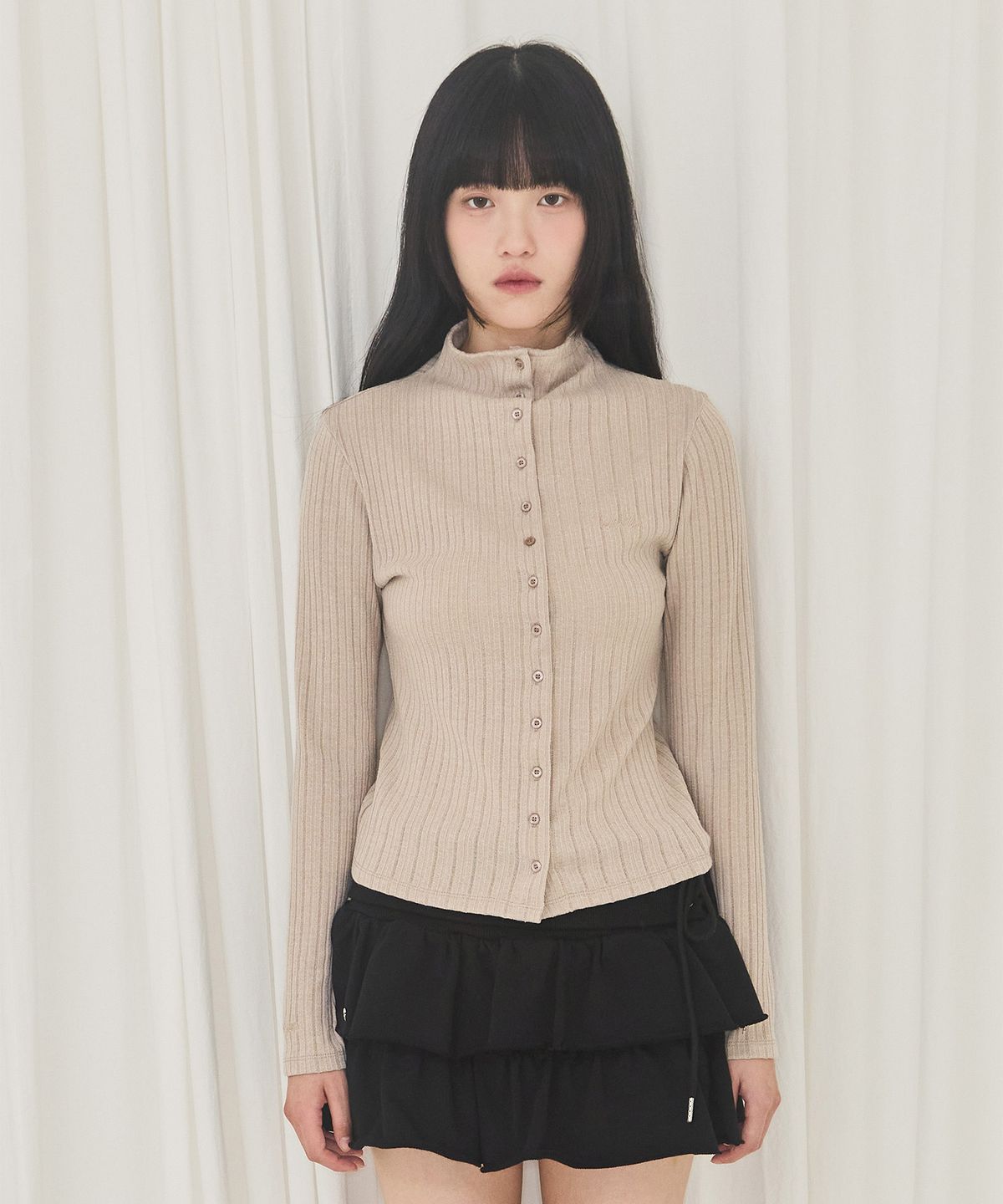 알키알카(ALKI ALKA) High-neck Long Sleeve (Beige)