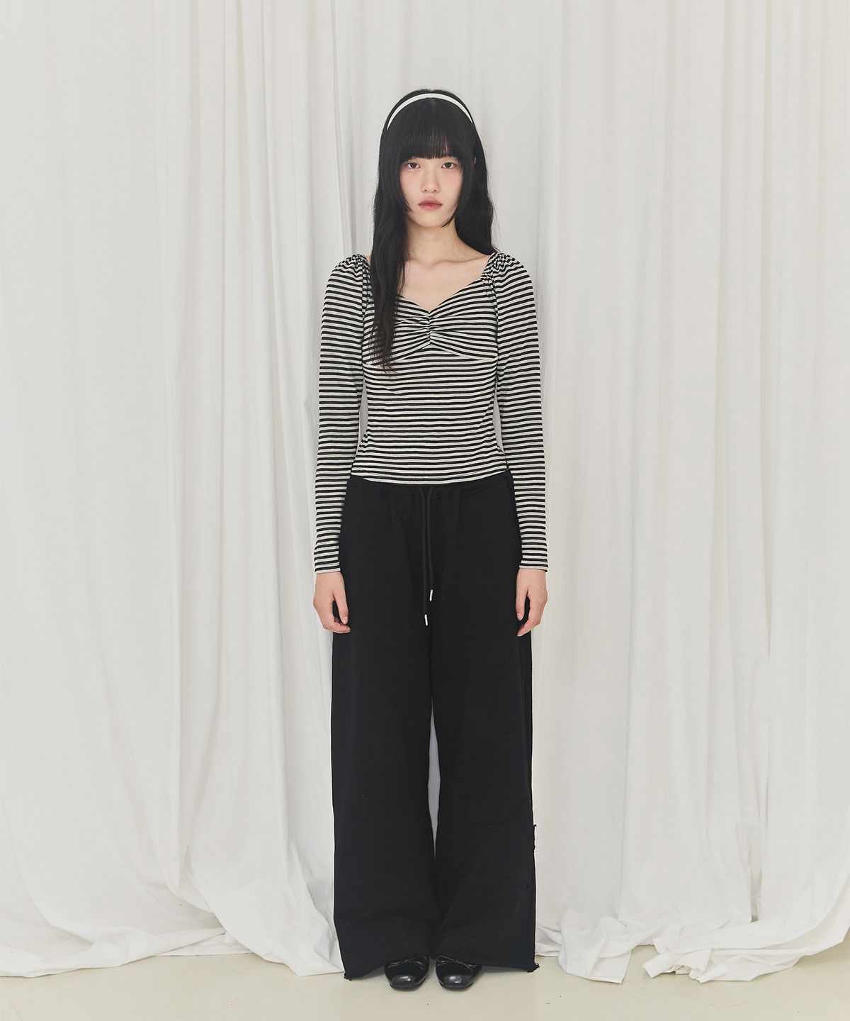 알키알카(ALKI ALKA) Star Patch Wide Pants (Black)