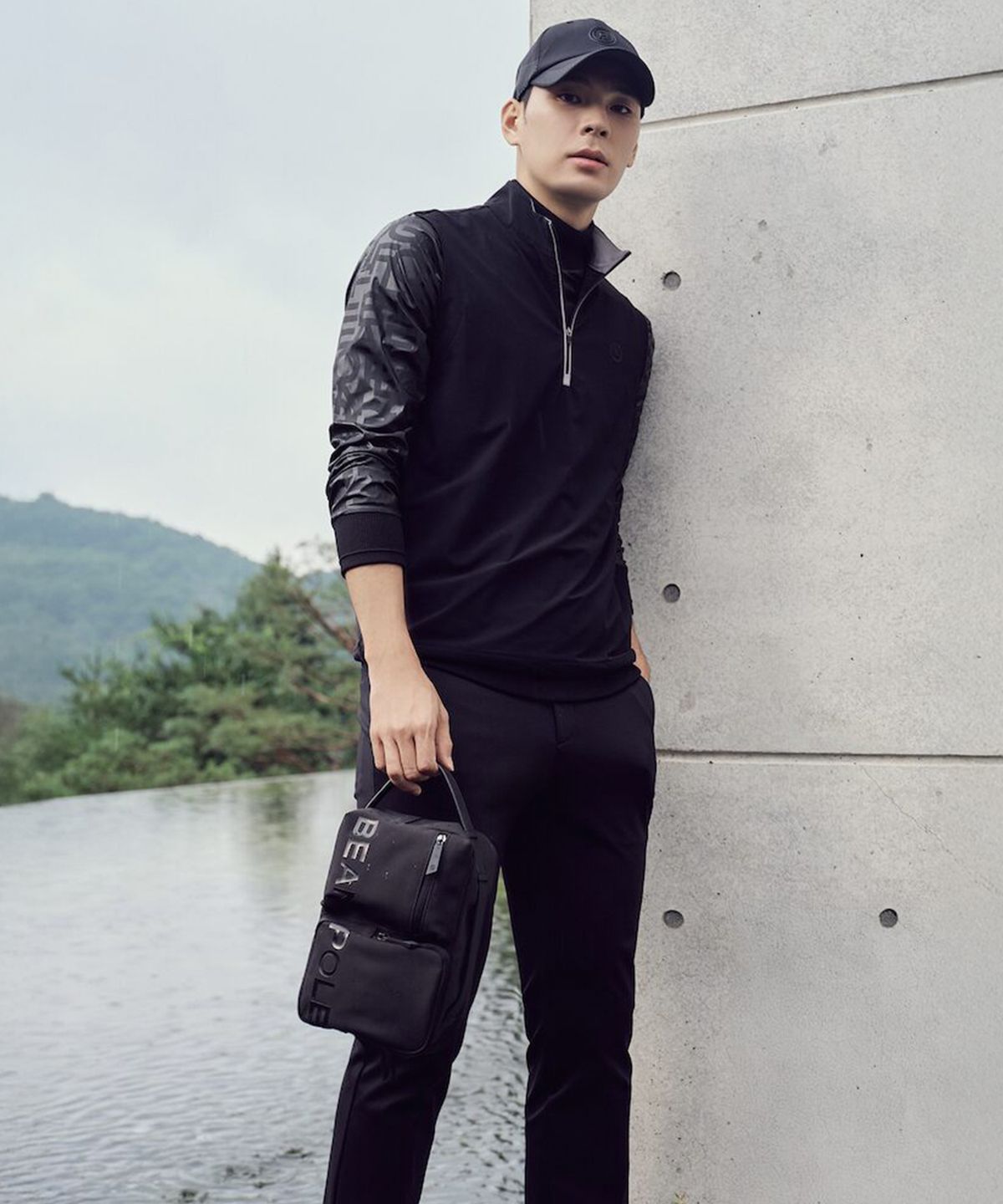 빈폴 액세서리(BEANPOLE ACCESSORY) 멀티포켓 파우치  - 블랙