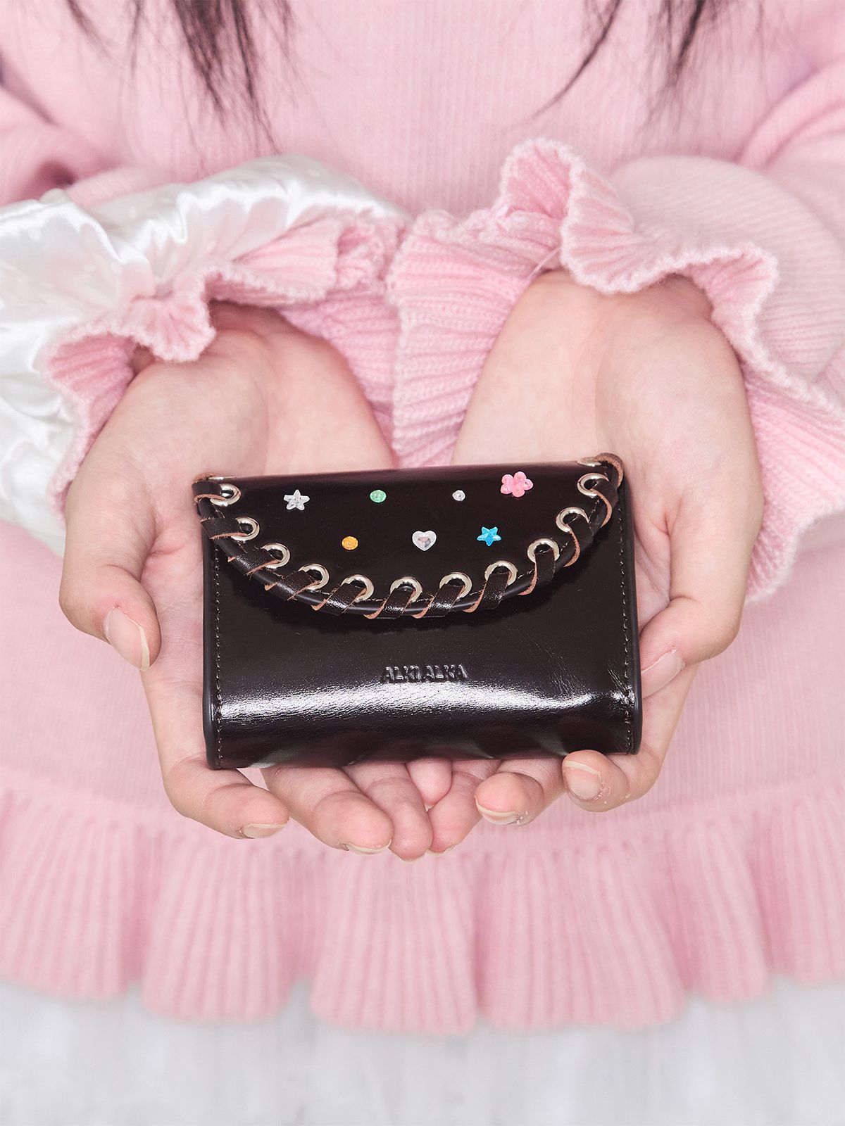 알키알카(ALKI ALKA) Eyelet Card Wallet (Choco Brown)