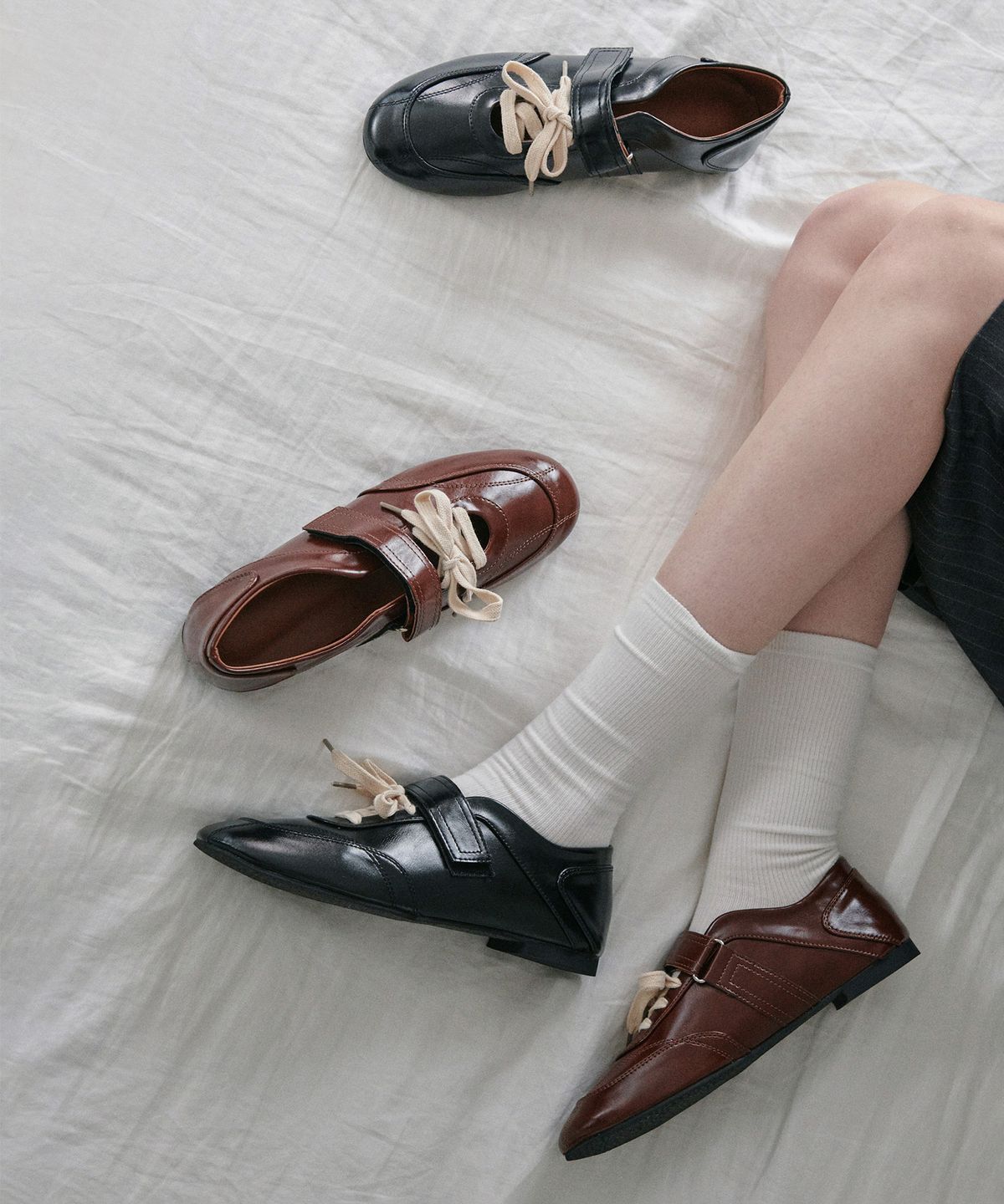 프리플라(FRI FLA) ljh7121 Velcro Lace Flats - 2 Colors