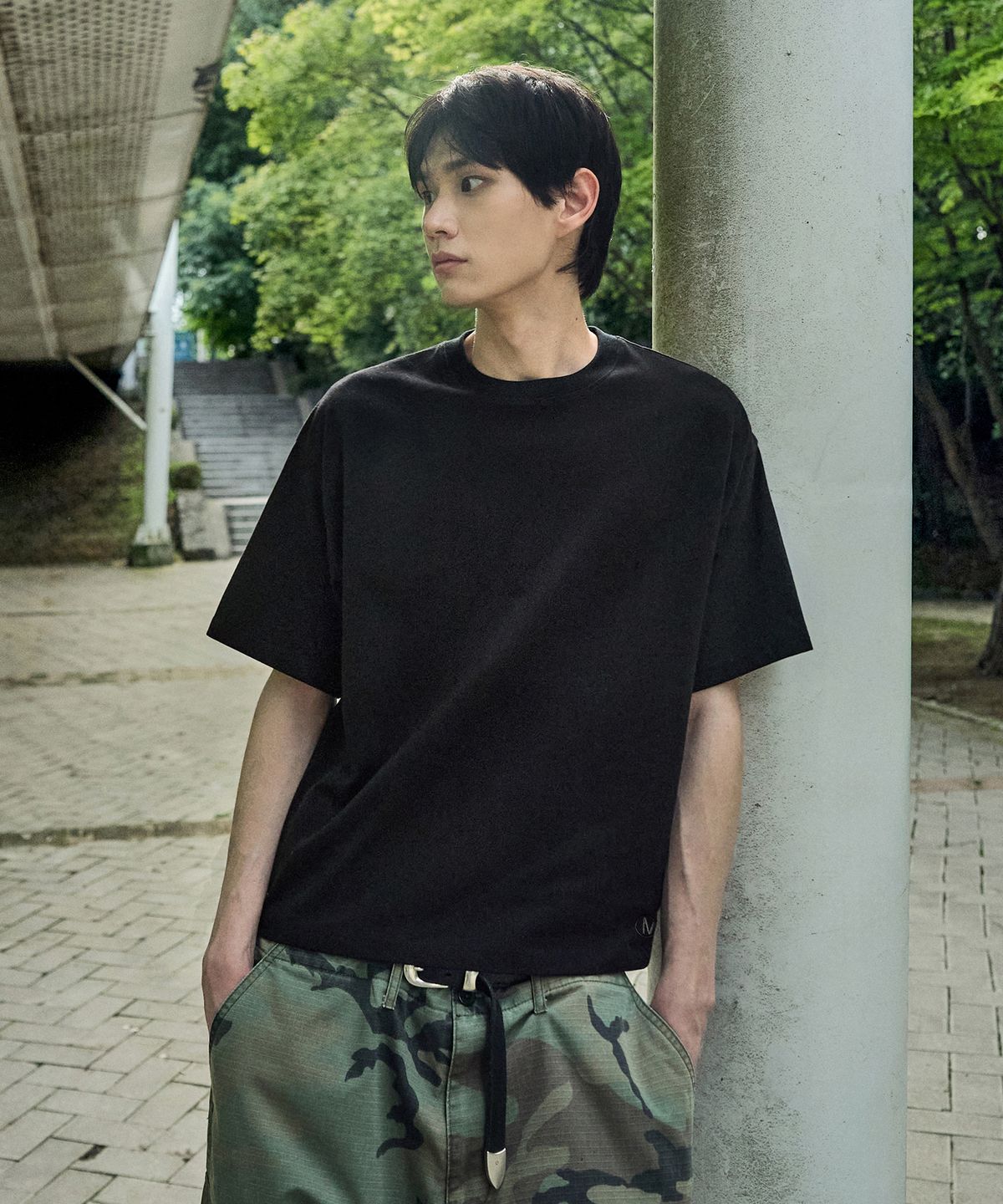 미니멀프로젝트(MINIMALPROJECT) 리파인드 크롭 반팔 티셔츠 MST181C [BLACK]