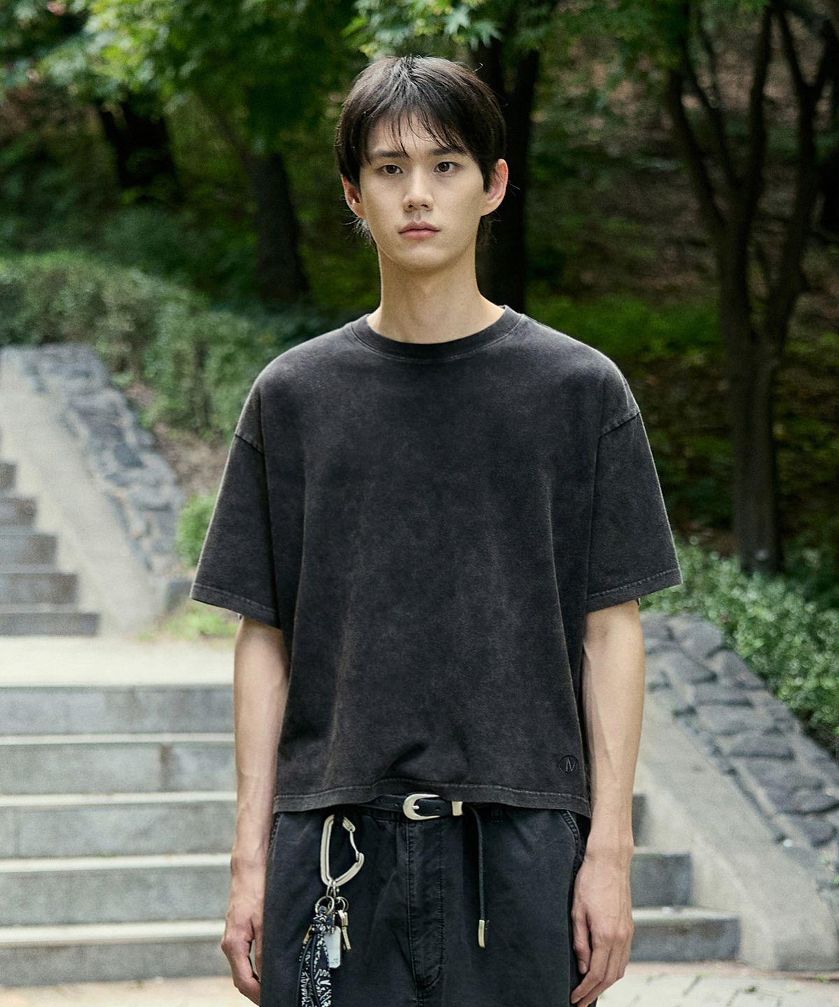 미니멀프로젝트(MINIMALPROJECT) 리파인드 워싱 크롭 반팔 티셔츠 MST182C [DARKGRAY]