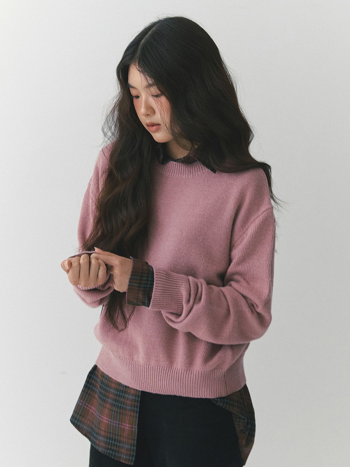 가니송(GANISONG) 스너그 라운드 니트 풀오버_러스트 핑크