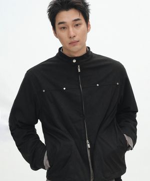스웨이드 리벳 포인트 스탠다드 투웨이 스냅 블루종 자켓 [블랙]