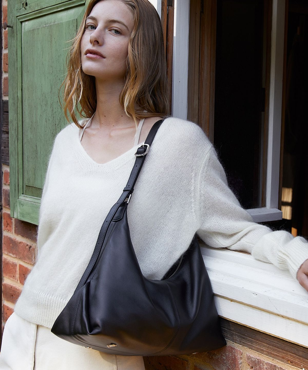 폴뉴아(FOLNUA) VOIE BAG (2COLOR)