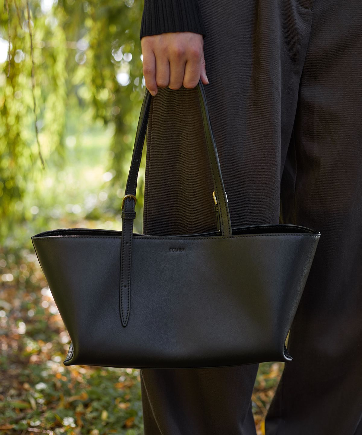 폴뉴아(FOLNUA) CANOE BAG-PLAIN (BLACK)